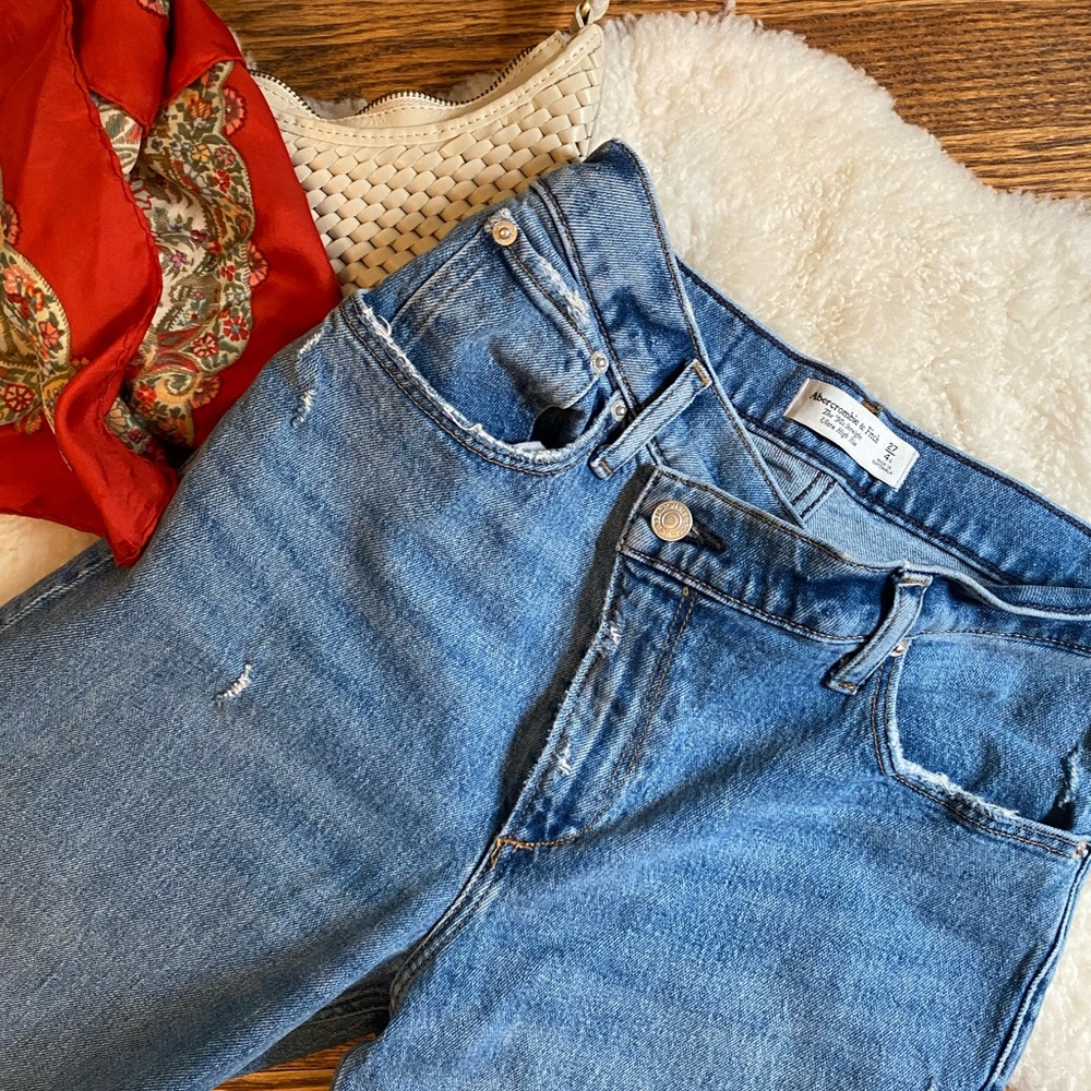 Abercrombie 90s straight jeans